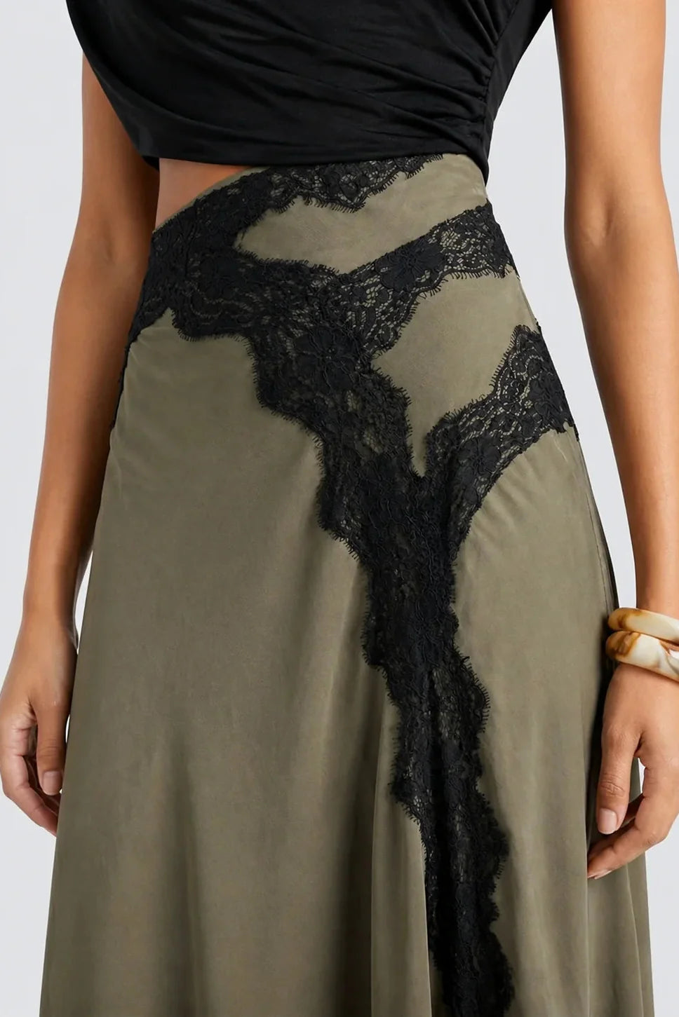 OLIVE | Conjunto Top y Falda Maxi de Encaje Edición Limitada