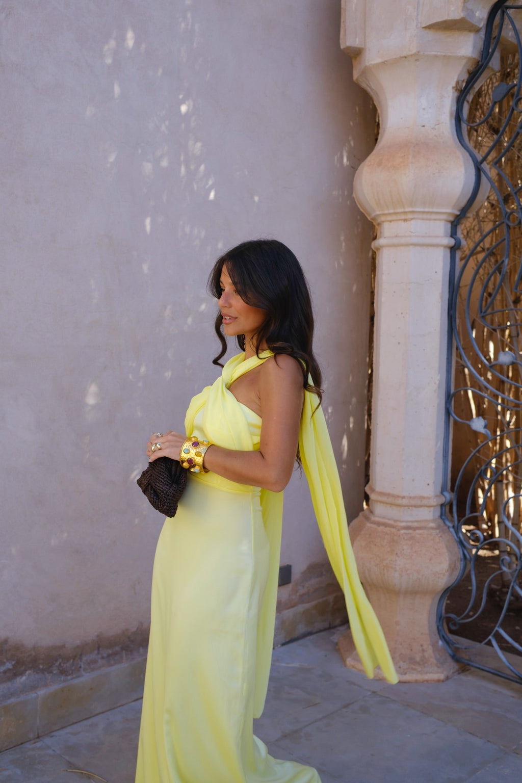 SOLEIL | Vestido Largo Halter con Capa Dorada