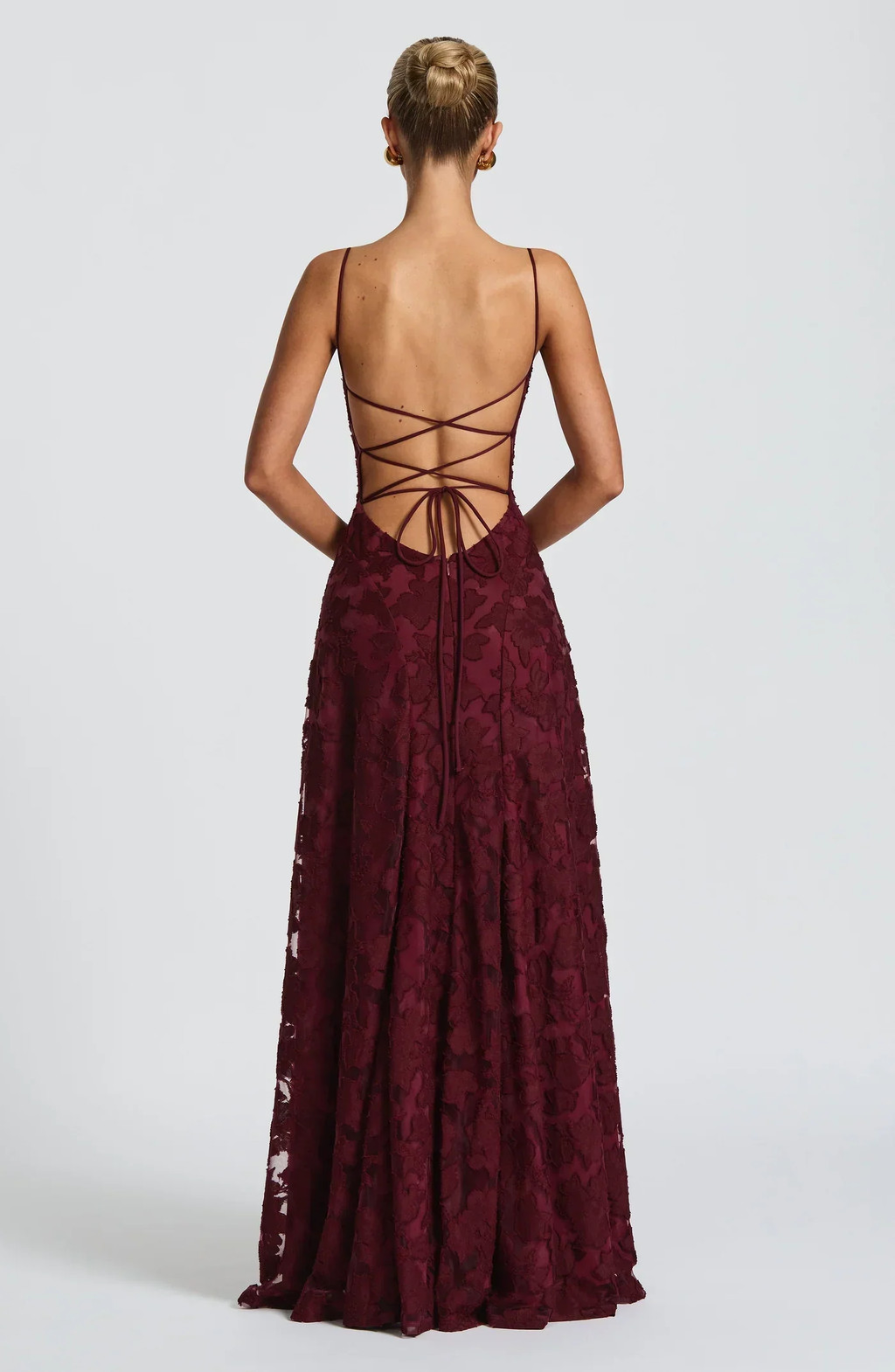 Vestido Maxi Encaje Floral Espalda Cordones